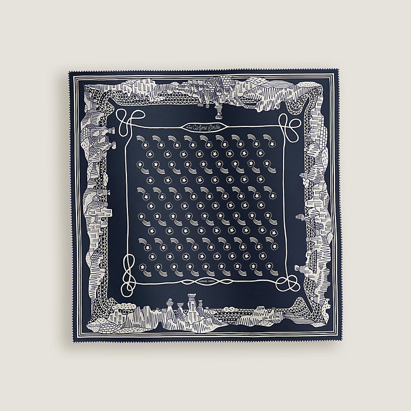 エルメス　LESBANDANASDESOIE SILK BANDANAS Les Roues de Phaeton Bandana shawl 140 - Green | Hermès Finland